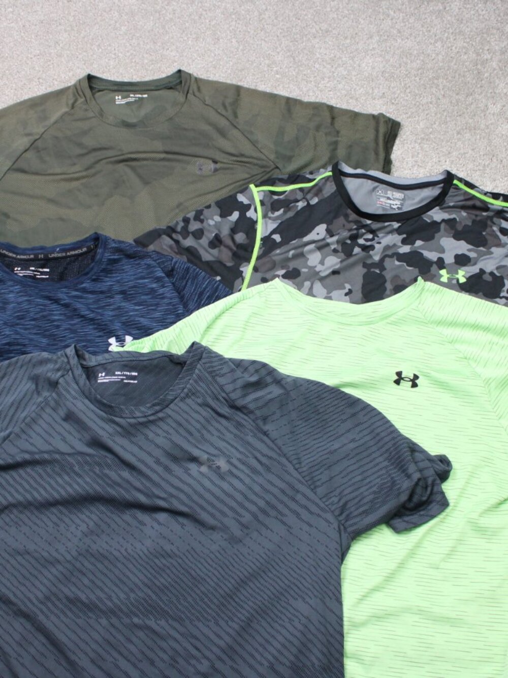 Lot of 5 Under Armour Athletic Shirts Mens 2XL XXL Multiple Colors Short Sleeve